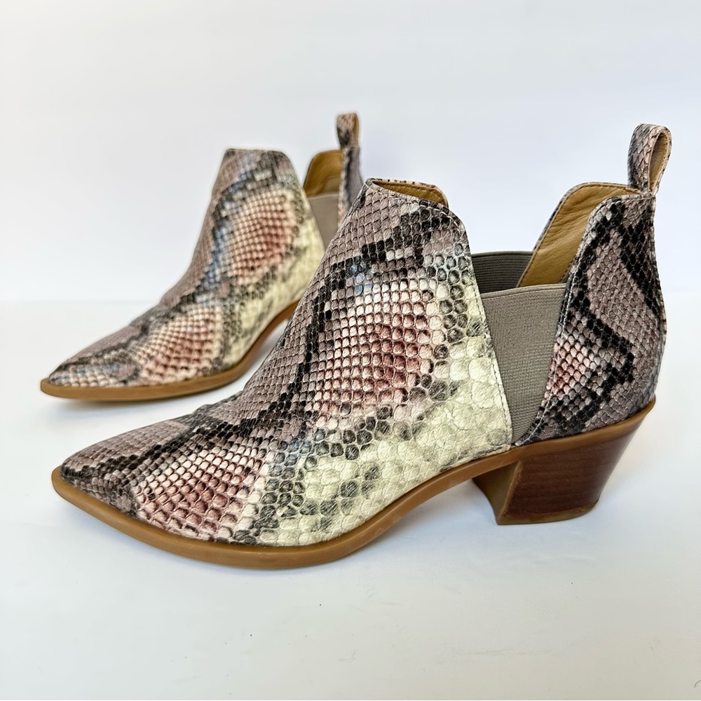Dolce Vita 8 Samy Multicolor Snakeskin Western Slip On Ankle Booties